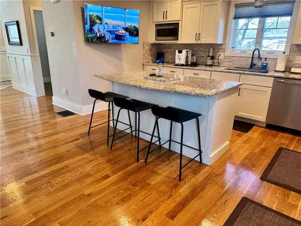 $799,900 | 20 Robert Avenue, Warwick, RI 02818