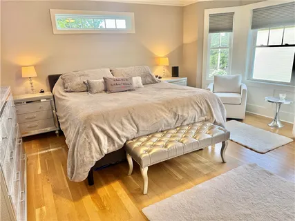 $799,900 | 20 Robert Avenue, Warwick, RI 02818