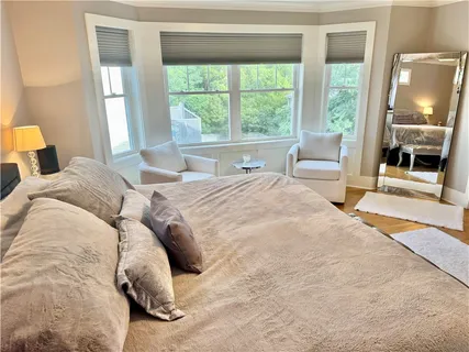 $799,900 | 20 Robert Avenue, Warwick, RI 02818