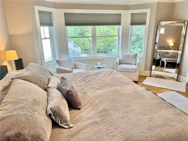 $799,900 | 20 Robert Avenue, Warwick, RI 02818