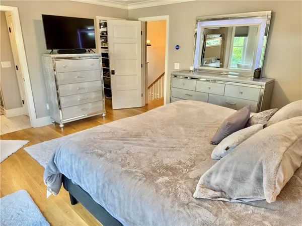 $799,900 | 20 Robert Avenue, Warwick, RI 02818