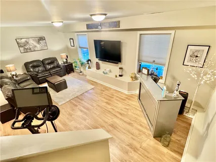 $799,900 | 20 Robert Avenue, Warwick, RI 02818