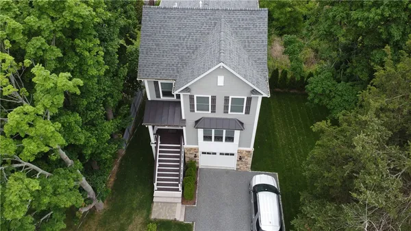 $799,900 | 20 Robert Avenue, Warwick, RI 02818