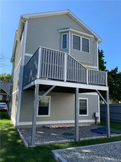 $799,900 | 20 Robert Avenue, Warwick, RI 02818
