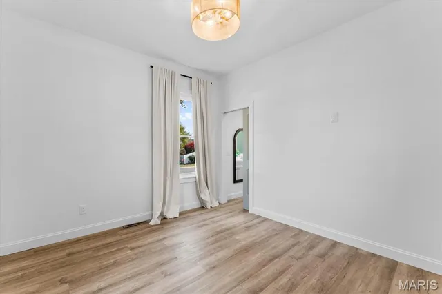 $275,000 | 201 West Washington Street, O'Fallon, IL 62269