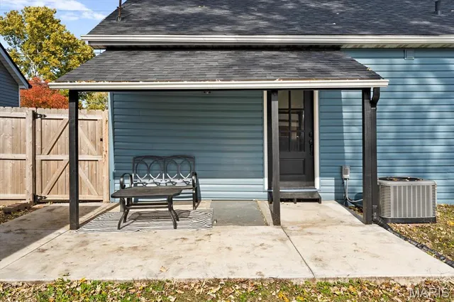 $275,000 | 201 West Washington Street, O'Fallon, IL 62269