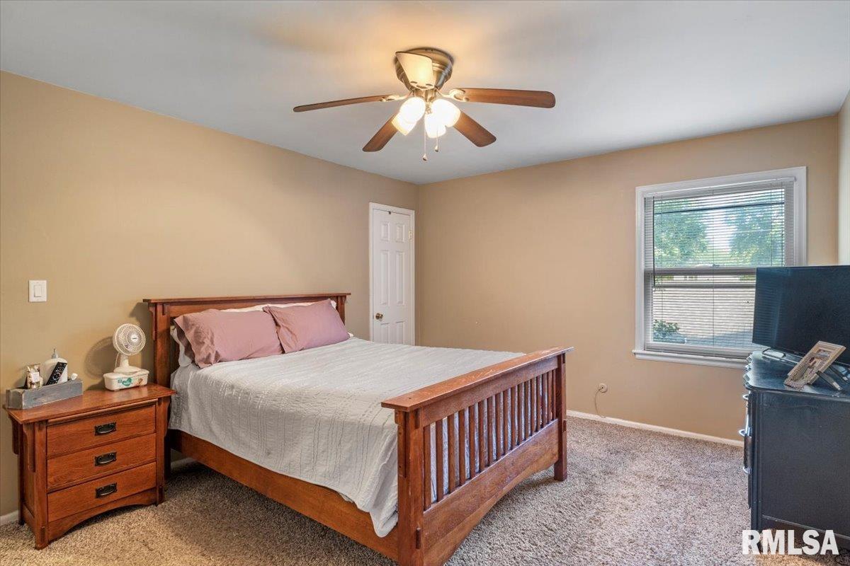 2444 Haverford Road Springfield, IL 62704 - Photo 19 of 37