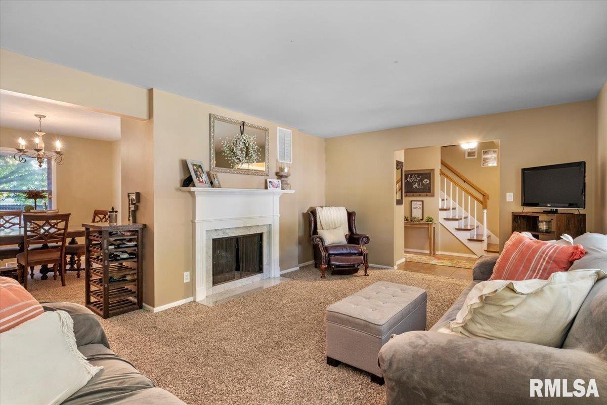 2444 Haverford Road Springfield, IL 62704 - Photo 6 of 37