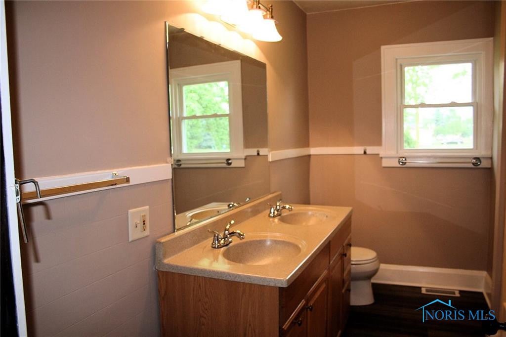 4025 Brown Road Oregon, OH 43616 - Photo 14 of 30 Gallery Image 14
