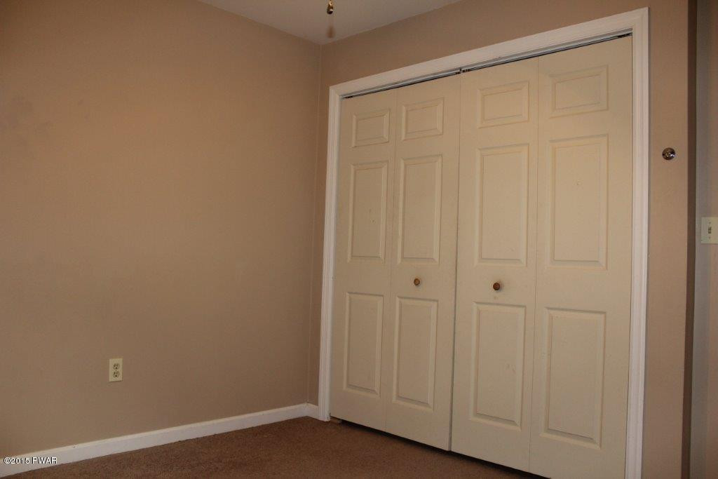 126 Dirk Road Tafton, PA 18464 - Photo 18 of 27