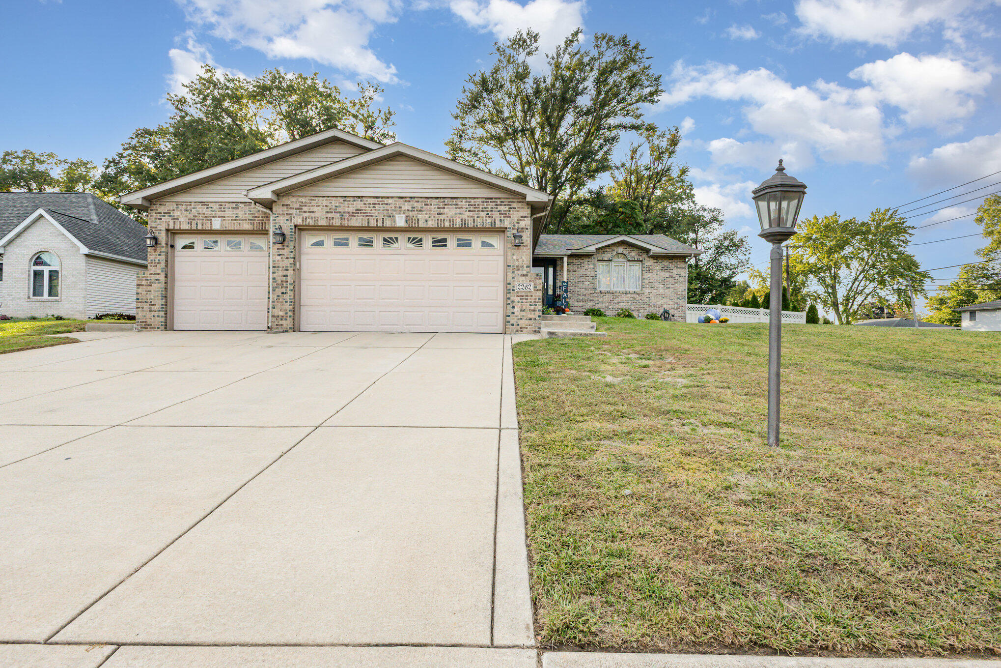 2262 Rodeo Street Portage, IN 46368 - Photo 2 of 37 2038x1359