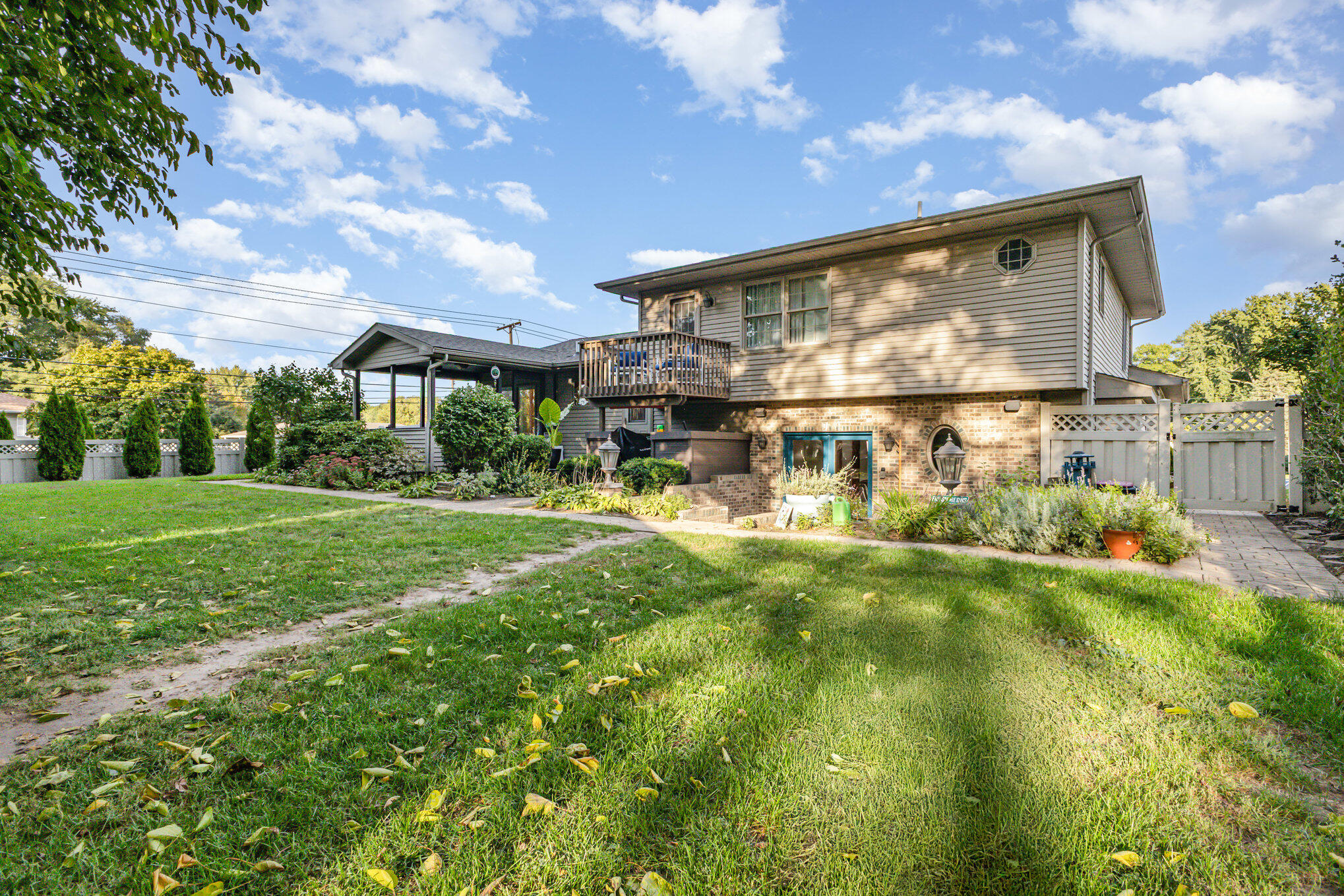 2262 Rodeo Street Portage, IN 46368 - Photo 29 of 37 2038x1359