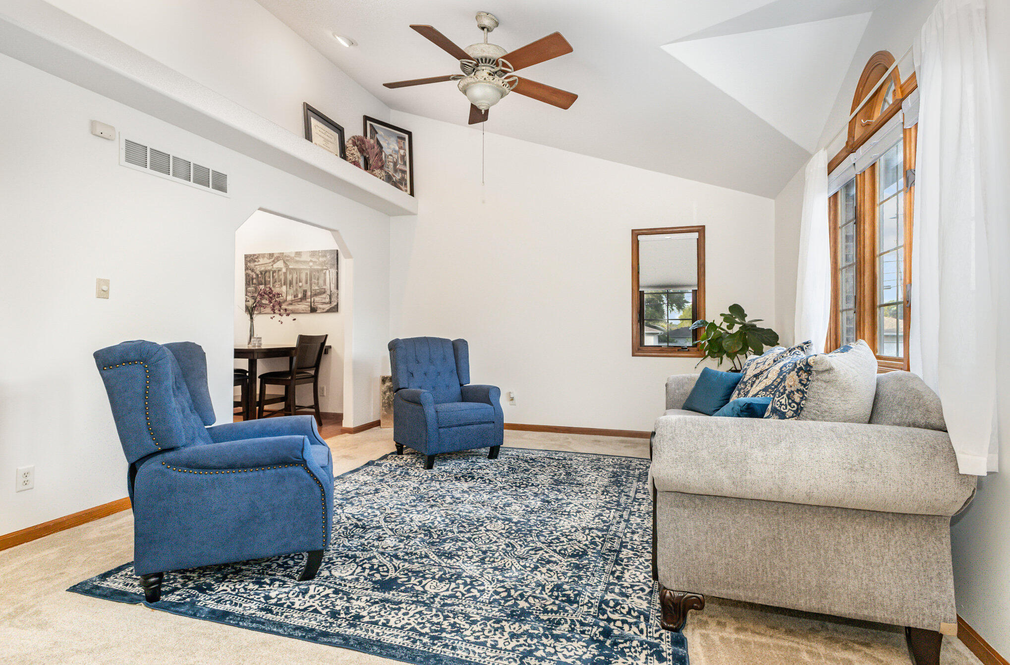 2262 Rodeo Street Portage, IN 46368 - Photo 7 of 37 2038x1343