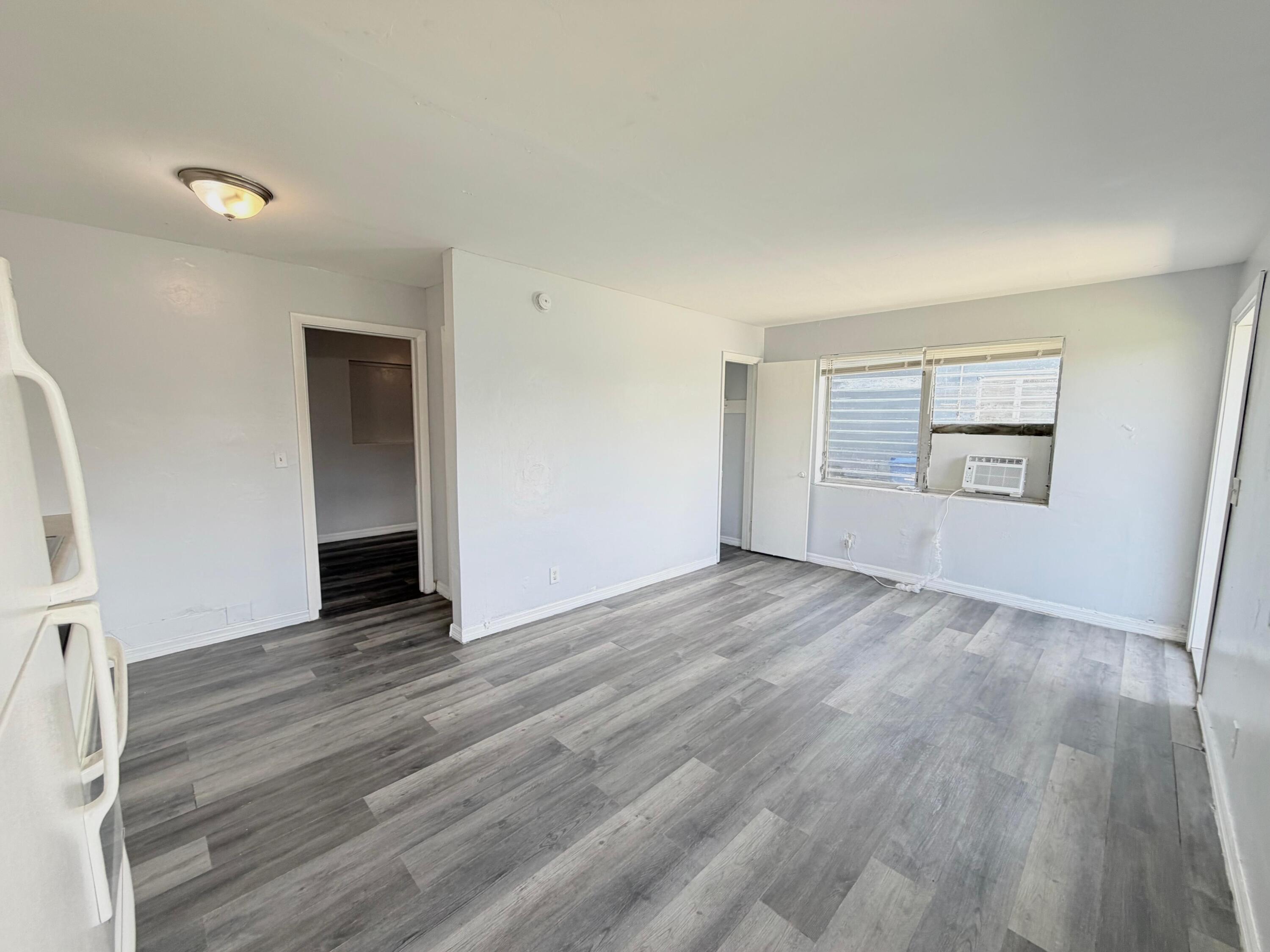 113 East 27th Street, Unit A Riviera Beach, FL 33404 - Photo 4 of 6 WhatsApp Image 2026-08-21 at 14.36.35