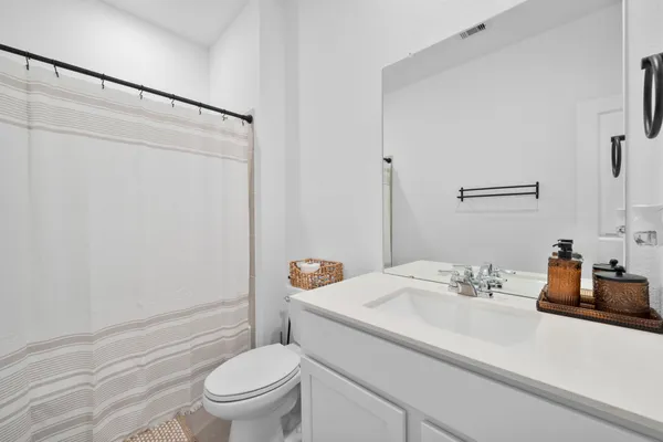 $2,400 | 807 Heaven Drive, Beasley, TX 77417