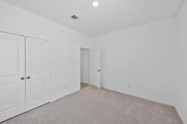 $2,400 | 807 Heaven Drive, Beasley, TX 77417