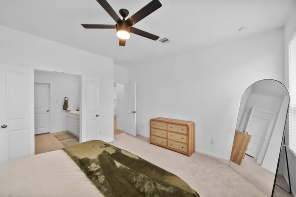 $2,400 | 807 Heaven Drive, Beasley, TX 77417