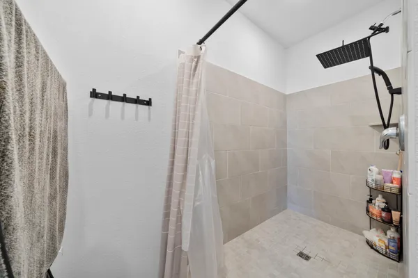 $2,400 | 807 Heaven Drive, Beasley, TX 77417