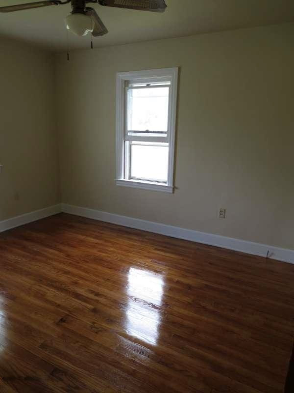2121 Shettler Road Muskegon, MI 49444 - Photo 8 of 12 IMG_1021