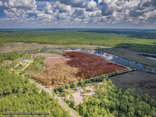 $225,000 | 649 Mill Road, Carrabelle, FL 32322