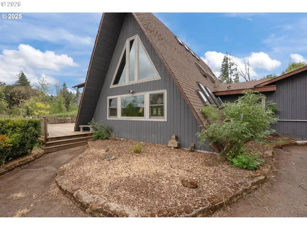 $649,000 | 28430 Kingsbury Road, Lebanon, OR 97355