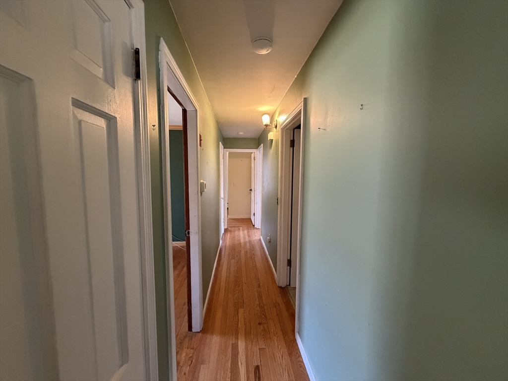 125 Brookfield Road Sturbridge, MA 01518 - Photo 12 of 38