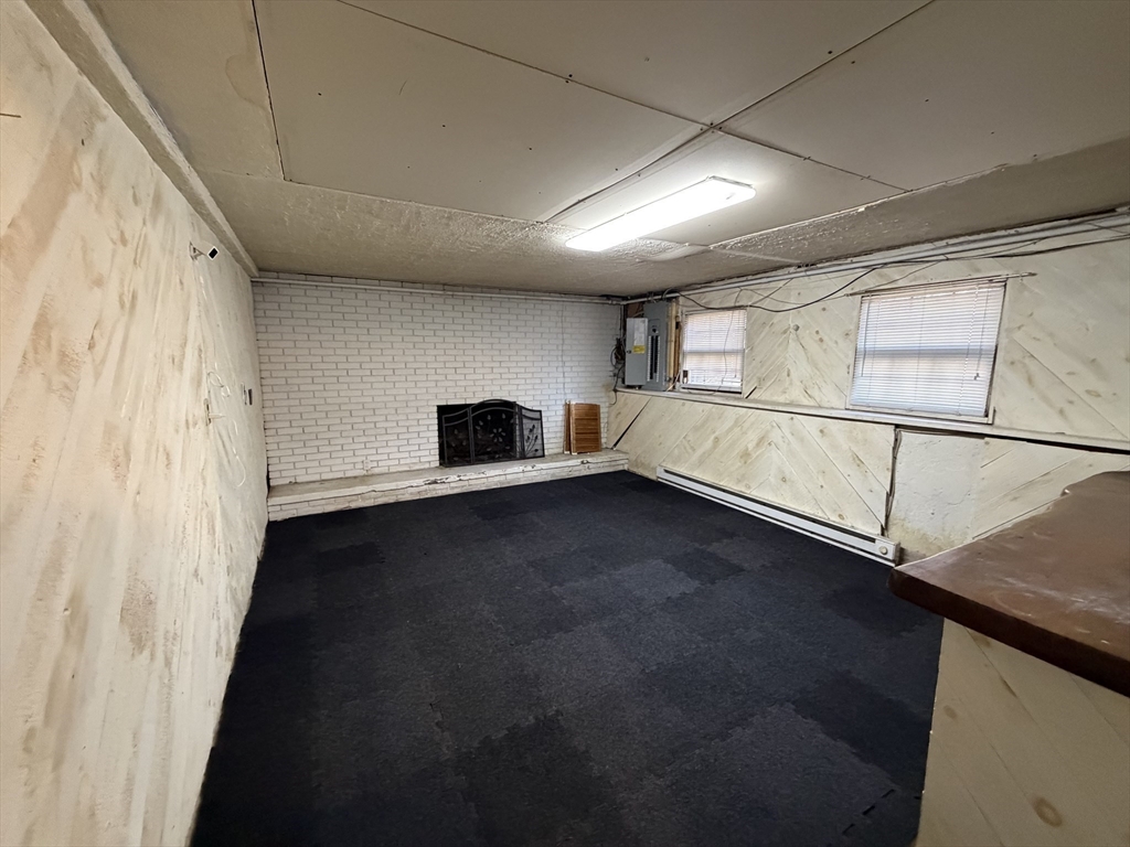 125 Brookfield Road Sturbridge, MA 01518 - Photo 21 of 38