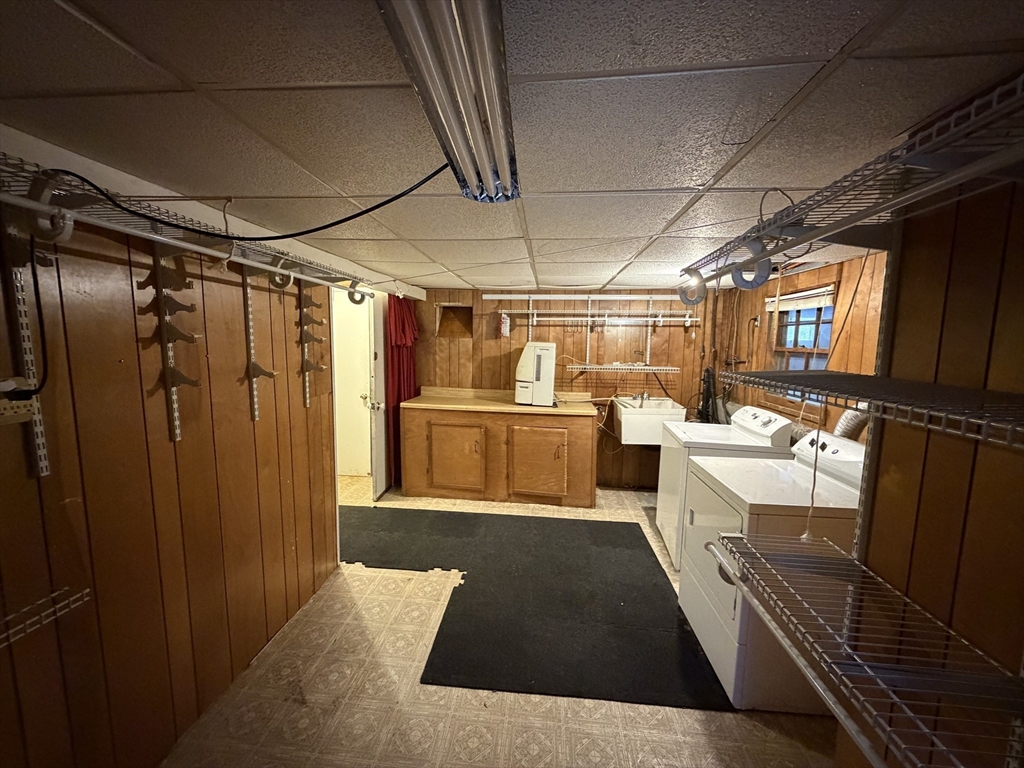 125 Brookfield Road Sturbridge, MA 01518 - Photo 23 of 38