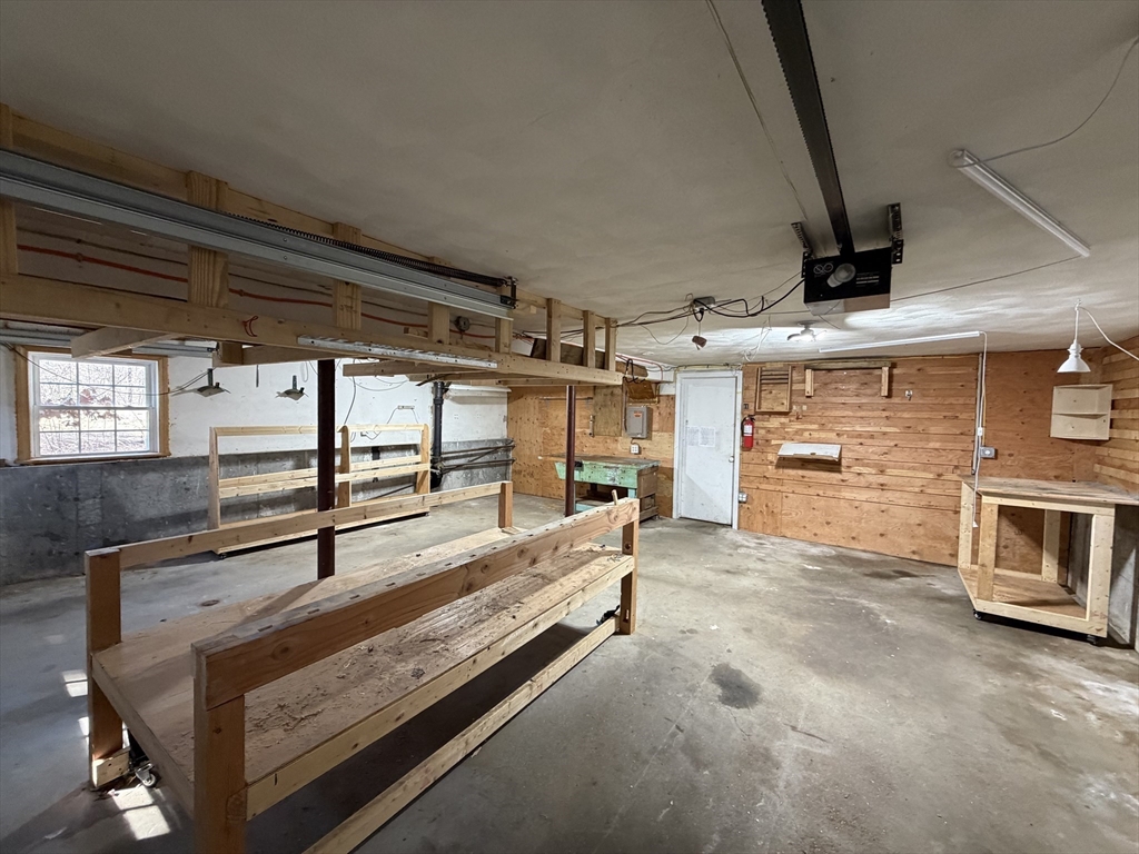 125 Brookfield Road Sturbridge, MA 01518 - Photo 27 of 38