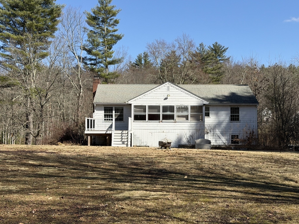 125 Brookfield Road Sturbridge, MA 01518 - Photo 31 of 38