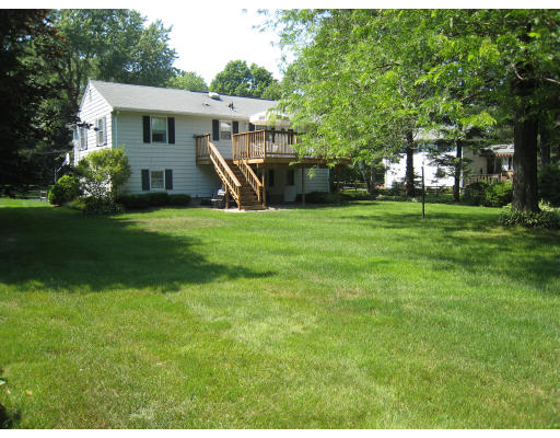 15 Clark Road Bedford, MA 01730 - Photo 3 of 14 Gallery Image 3