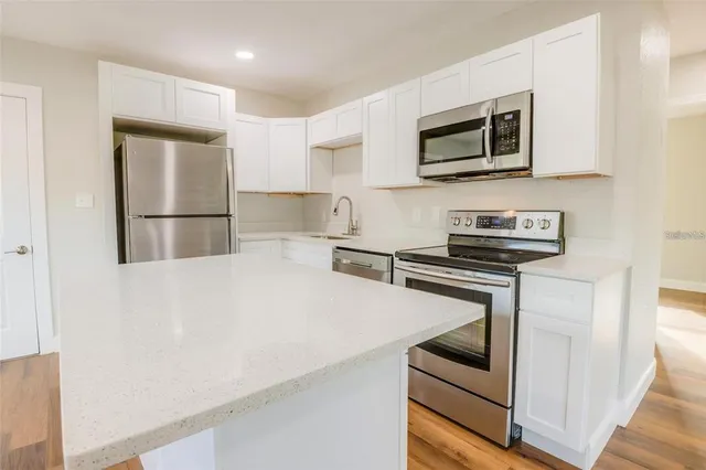 $2,100 | 6264 2nd Avenue North, St. Petersburg, FL 33710