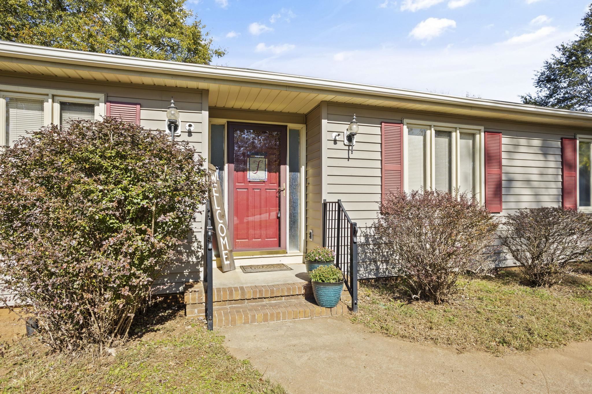100 Scottswood Road Greenville, SC 29615 - Photo 4 of 26 Gallery Image 4