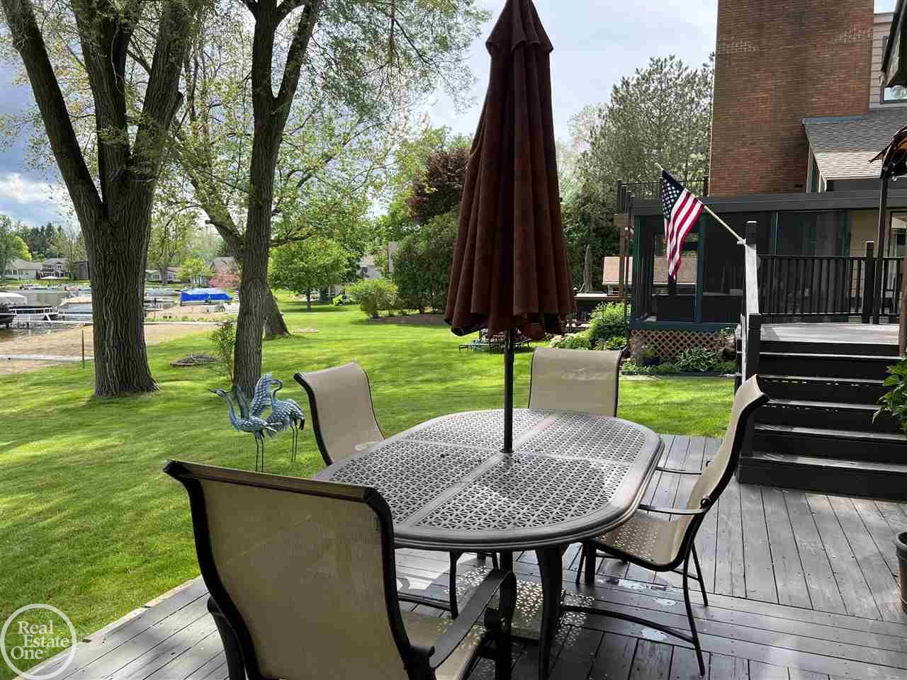 2629 Rubbins Road Howell, MI 48843 - Photo 58 of 63