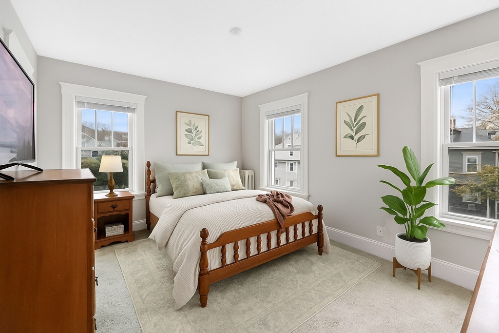 47 Moffatt Road Salem, MA 01970 - Photo 11 of 27