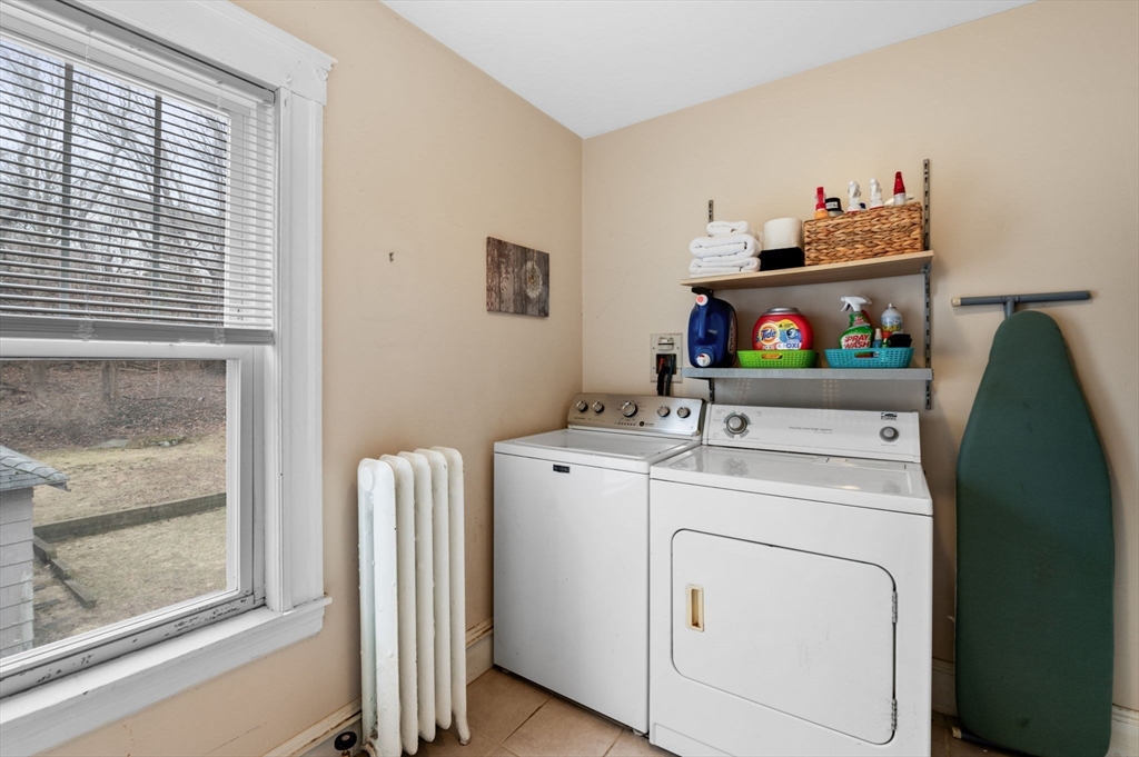 47 Moffatt Road Salem, MA 01970 - Photo 13 of 27