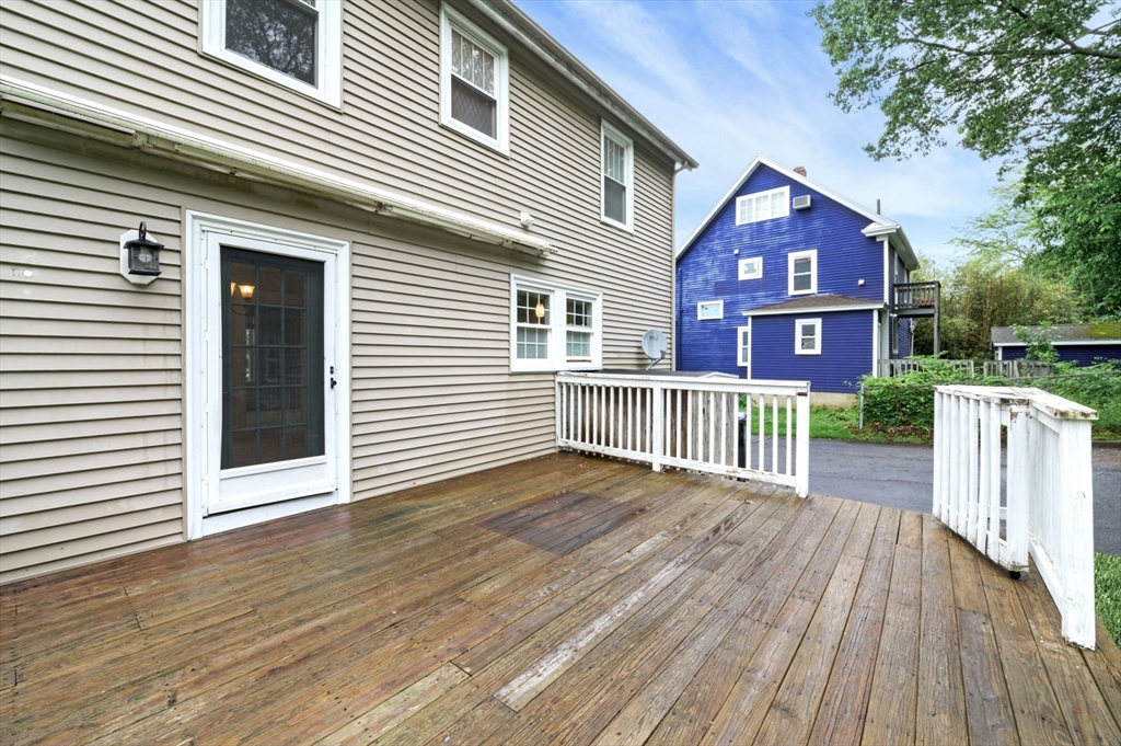 47 Moffatt Road Salem, MA 01970 - Photo 16 of 27