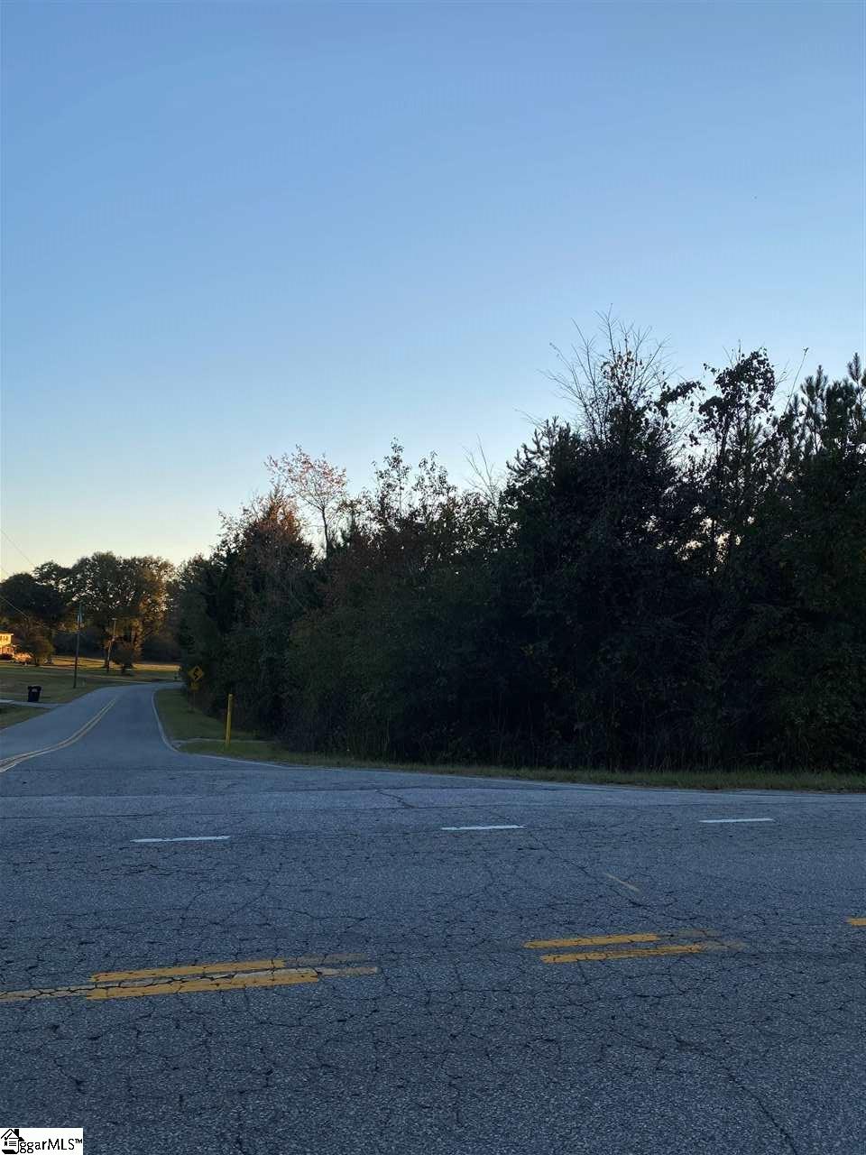 Dunklin Bridge Road Fountain Inn, SC 29644 - Photo 12 of 14 Gallery Image 12