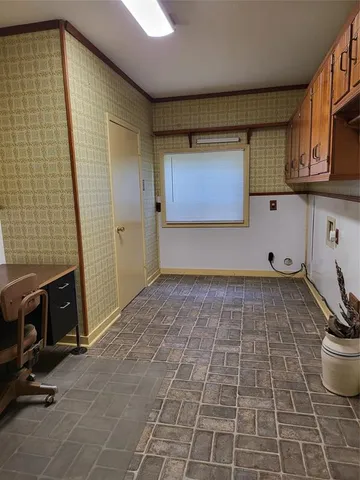 a view of a storage & utility room