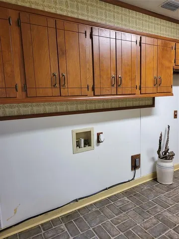 a view of a storage & utility room