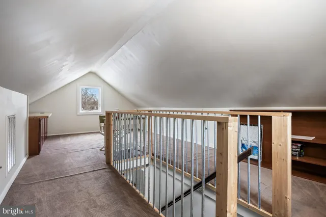 $295,000 | 28 Oregon Avenue, Mount Laurel, NJ 08054