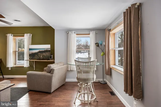 $295,000 | 28 Oregon Avenue, Mount Laurel, NJ 08054