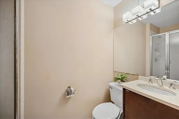 $4,500 | 630 Vernon Avenue, Unit 2, Glencoe, IL 60022