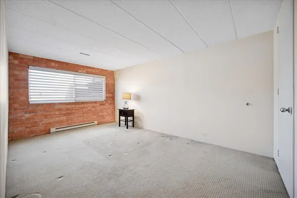 $4,500 | 630 Vernon Avenue, Unit 2, Glencoe, IL 60022