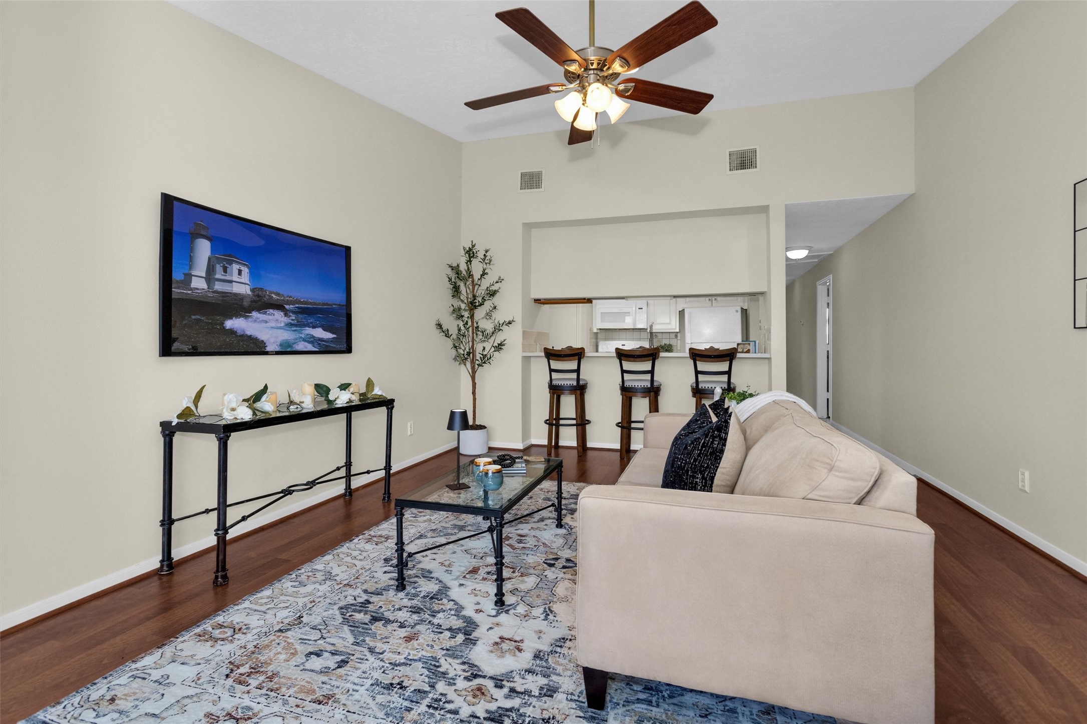 801 River Road, Unit 104E Montgomery, TX 77356 - Photo 7 of 47 Gallery Image 7