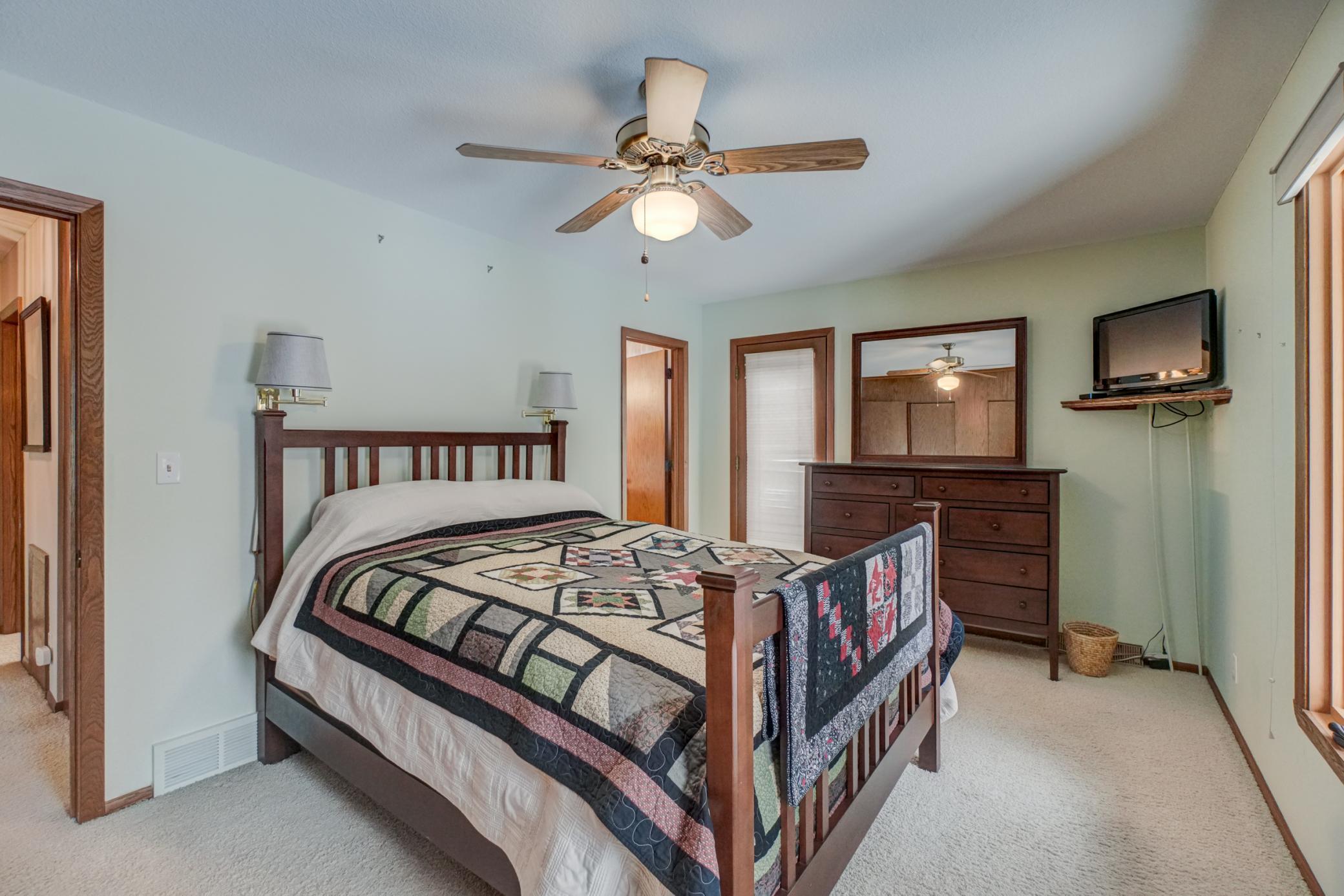 1010 Monroe Street North Hudson, WI 54016 - Photo 25 of 70