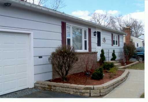 26 Royland Road Warwick, RI 02889 - Photo 3 of 5 Other.