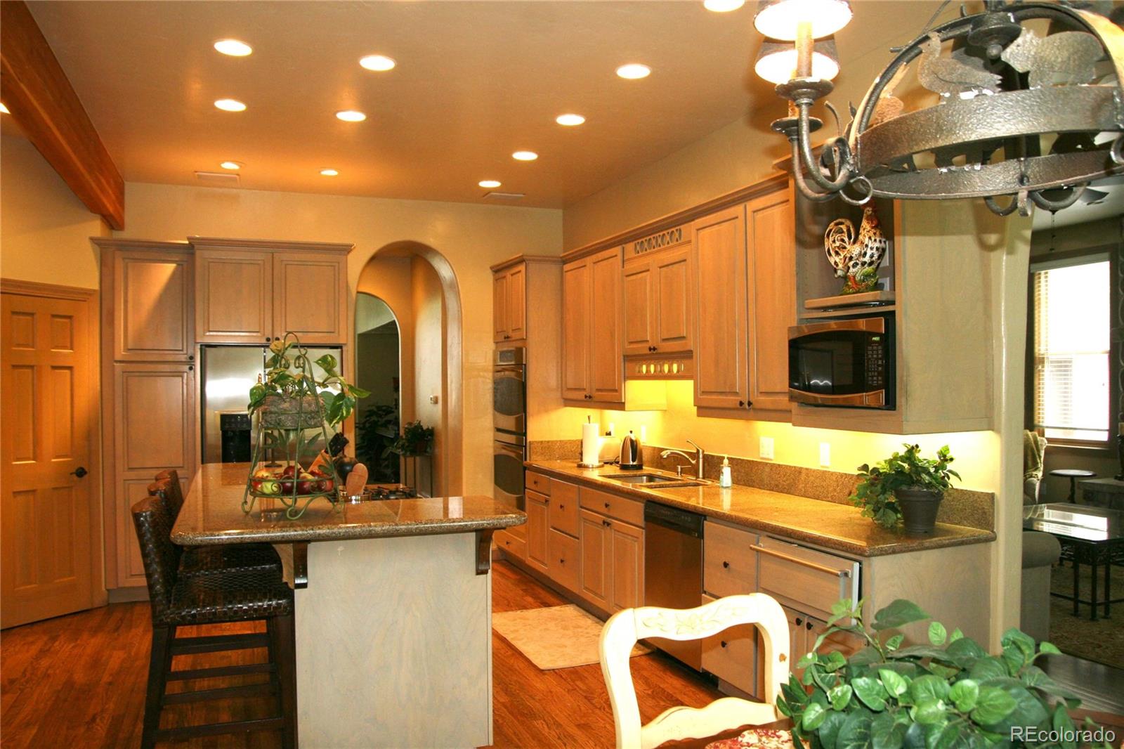 10 Shotgun Circle Edwards, CO 81632 - Photo 21 of 33 a kitchen with a sink and stove