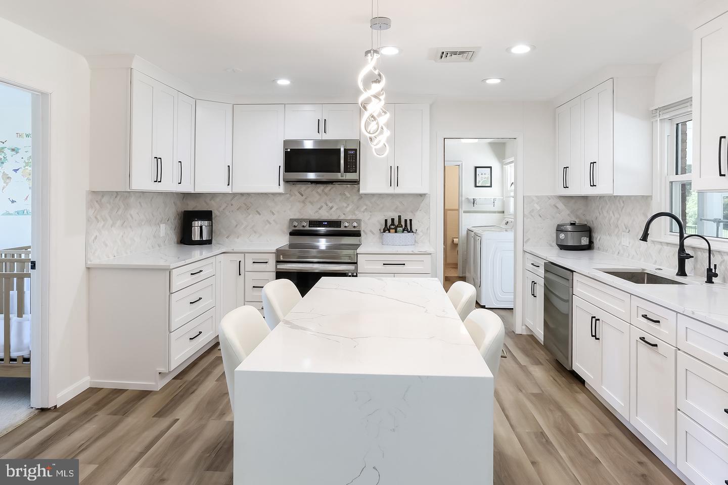 13640 Aden Road Nokesville, VA 20181 - Photo 11 of 32