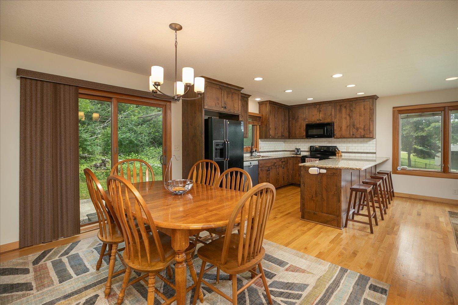 1926 Bear Court Southeast Rochester, MN 55904 - Photo 8 of 36